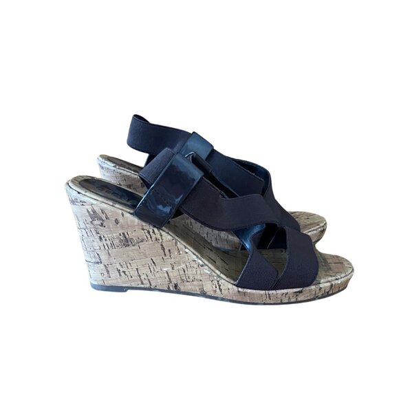 Brown Sandals. Very good condition. Size 7 - Picture 3 of 8